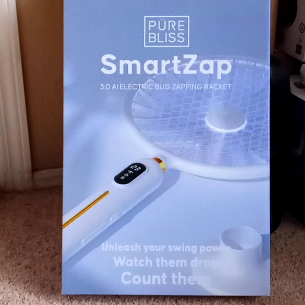 Bug zapping racket